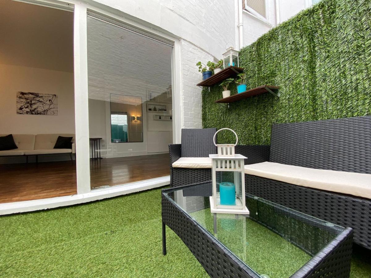 Spacious 1 Bedroom Flat With Private Garden. Ideal For Business Travelers And Couples. 2 Mins Away From Paddington Station. Londres