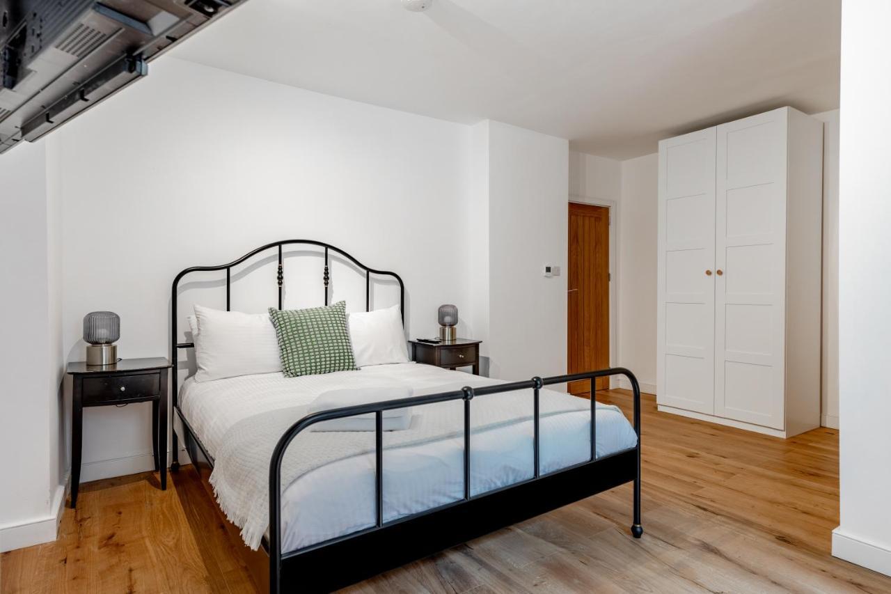 Large Studio In Hampstead With Character * London