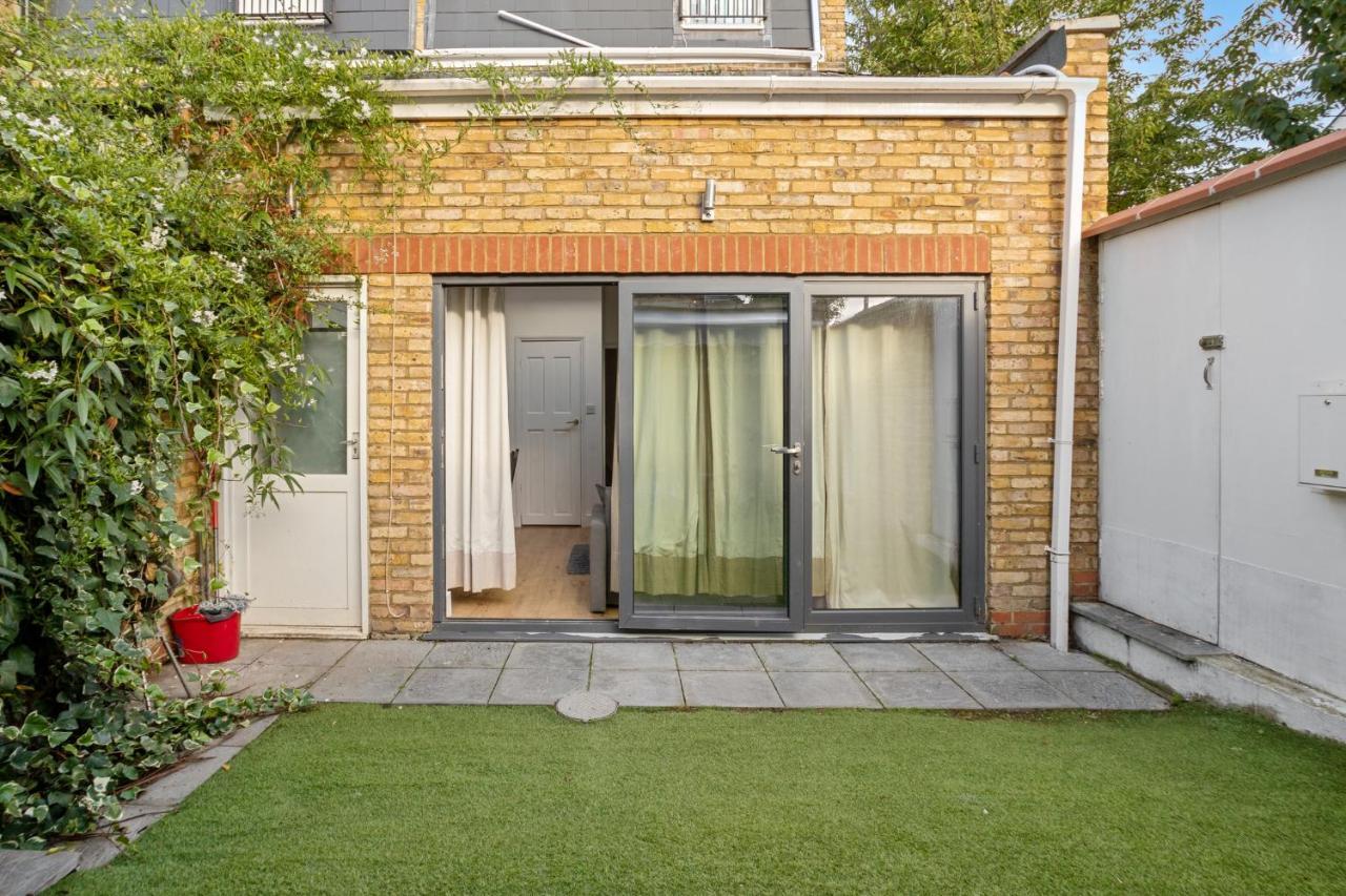 Fabulous Riverside In Putney Lejlighed *