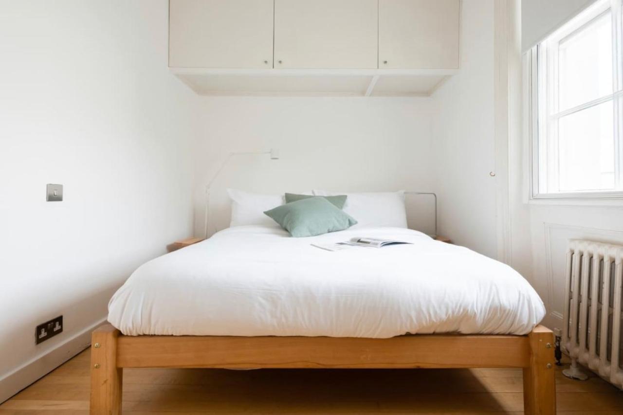 Appartement Cool Holland Park Near Park Londen