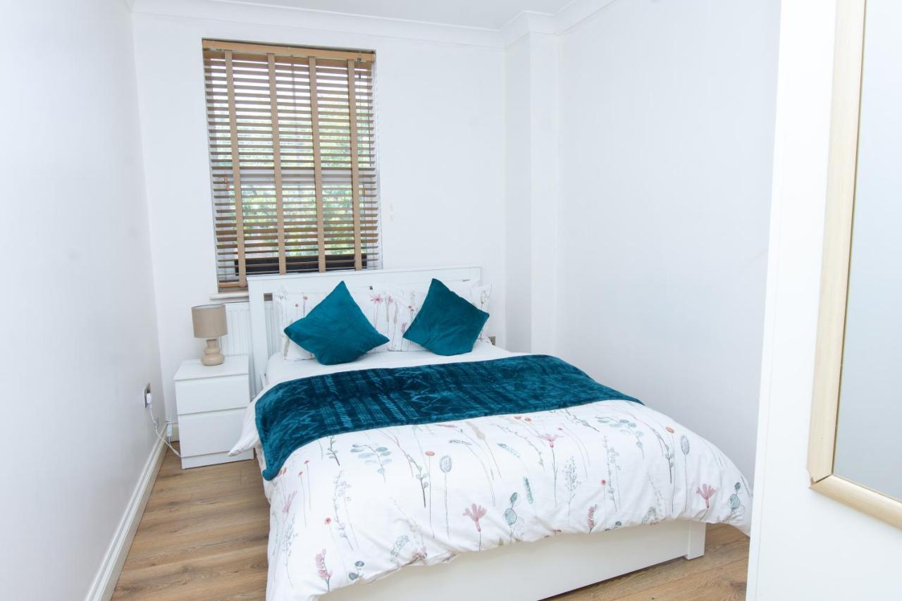 Evergreen Apartments-flat 4, Lejlighed London
