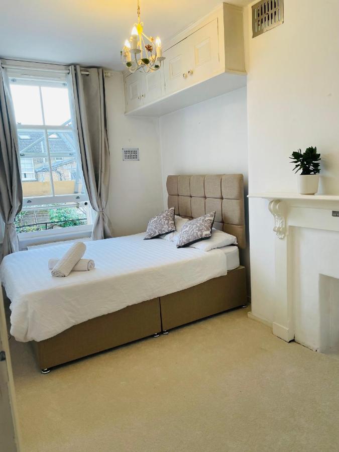 Homestay Beautiful In Kensington