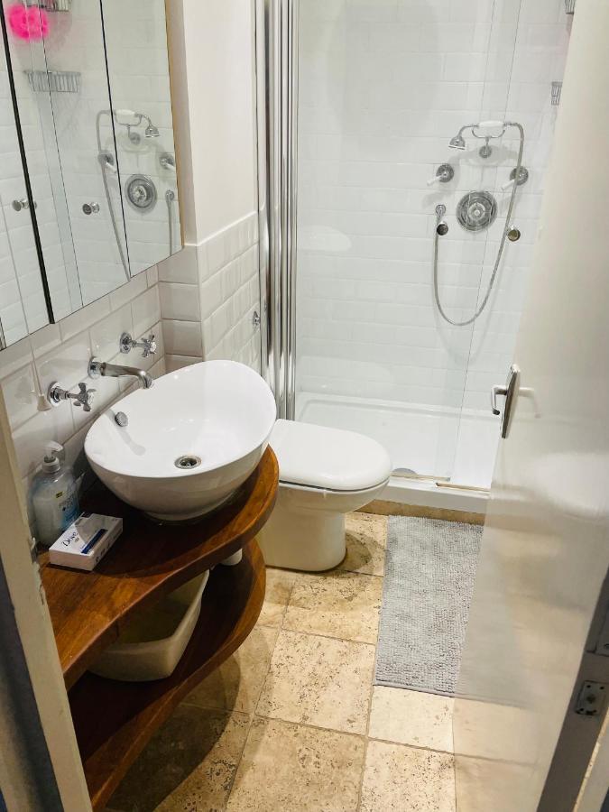 Beautiful In Kensington Homestay London