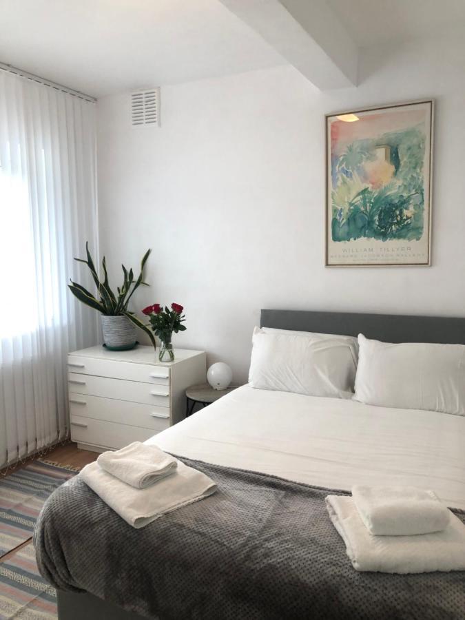 Location- 2 Bedroom London