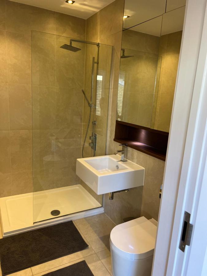 3 Bed/3.5 Bath Gated Mews House W/ Private Garden Ferienhaus *