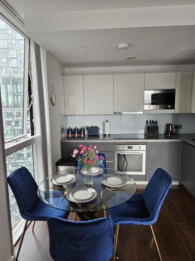 Leilighet 2 Bed Luxurious Canary Wharf *
