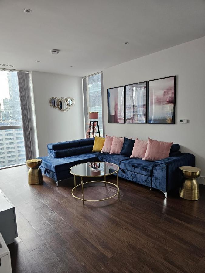 2 Bed Luxurious Canary Wharf Leilighet *