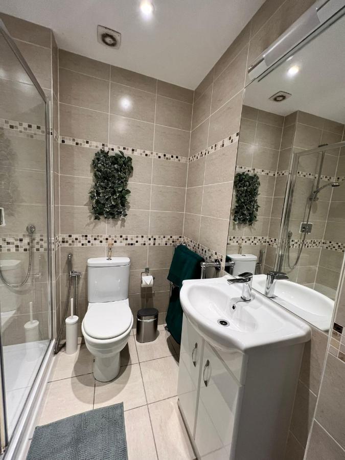 Bright & Spacious 1 Bed Steps From Hyde Park Appartement Londres