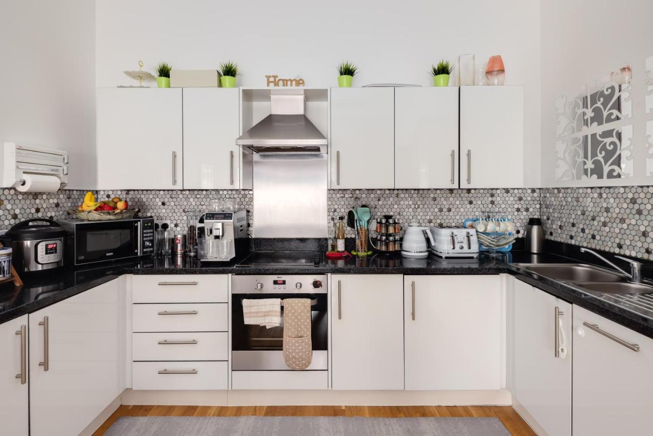 Two Double Bedroom Duplex Flat Lägenhet *