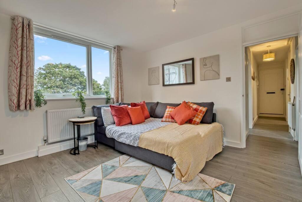 Hidden Gem In Battersea W/ Free Parking Appartamento Londra