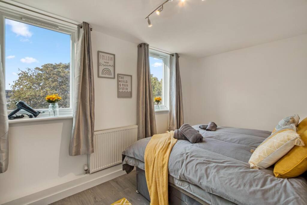 Hidden Gem In Battersea W/ Free Parking * London