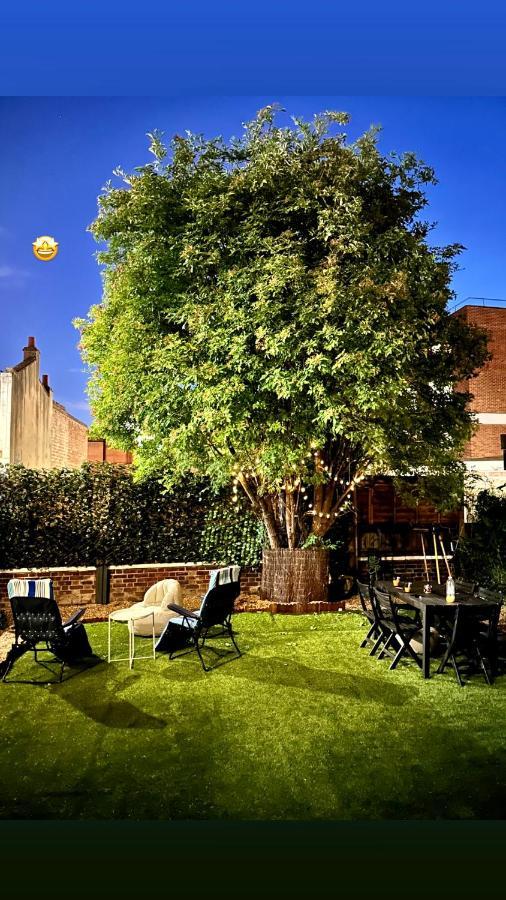 Guest house Shoreditch R2 London