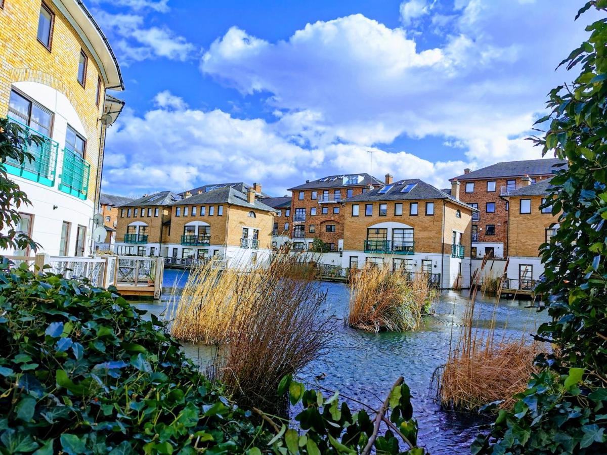 Privat overnatting Stunning Massive Bedroom +direct Thames River View *
