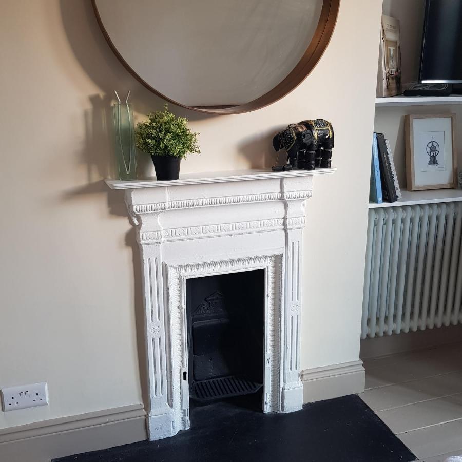 Privat overnatting Beautiful Private In Queens Park Townhouse