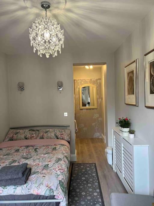 Apartment Cozy+elegant Studio@ West