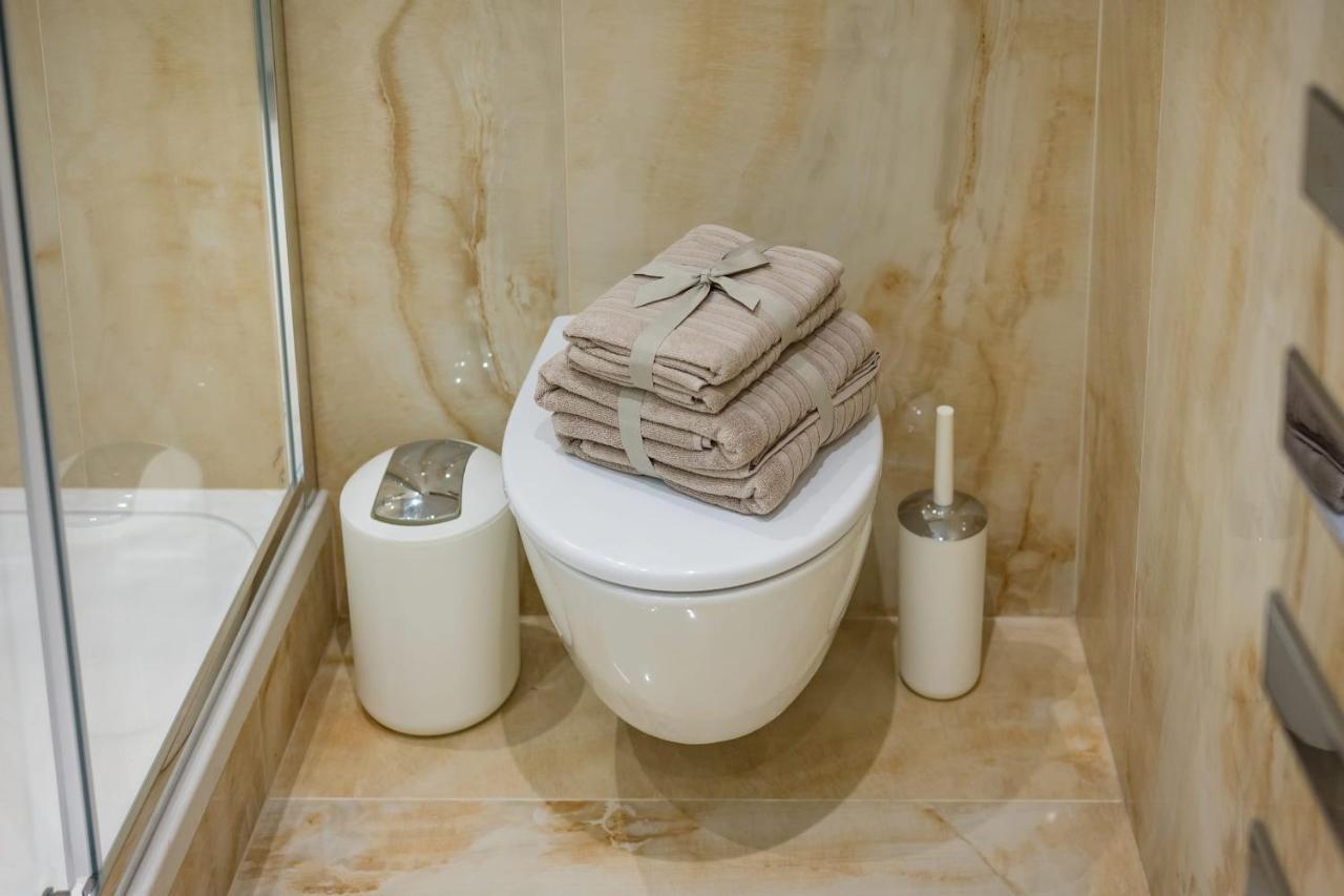 Marble Arch 2-hosted By Sweetstay Apartment London