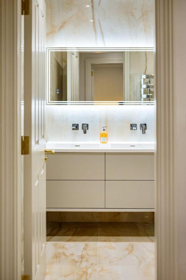 Marble Arch 2-hosted By Sweetstay Apartment *