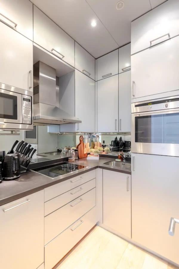 Stylish 1bd Flat 5 Mins To Harrods- Knightsbridge Lägenhet *