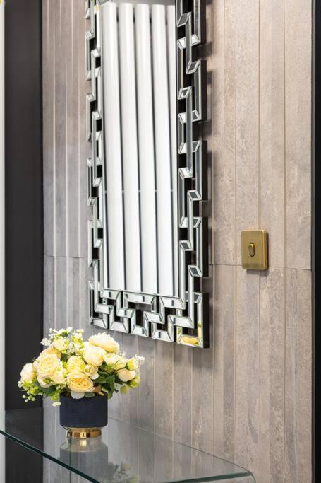 Apartment 1lsr - High-end Luxury 2 Bed Designer