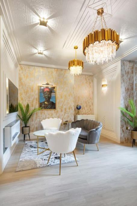 1lsr - High-end Luxury 2 Bed Designer Leilighet