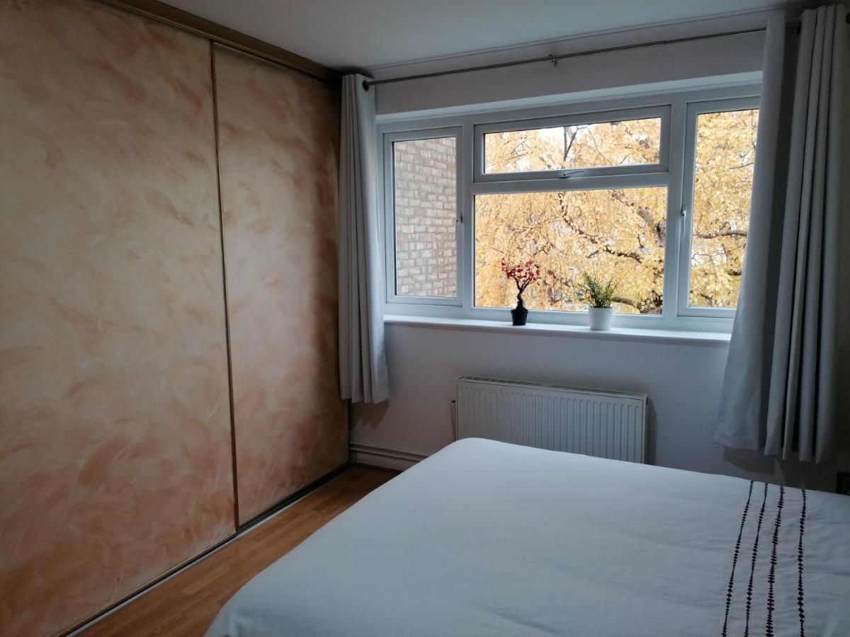 Alloggio in famiglia Beautiful Double Bedroom In Shared Flat Near Olympic Park In Stratford *
