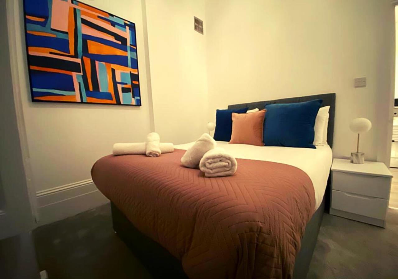Samdel Camden Charles Apartment London