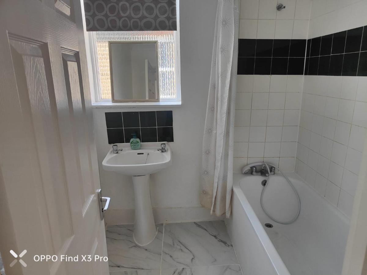 Lejlighed East 2 Bedroom London