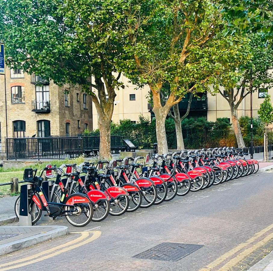 Riverside Premium Double E14 Gæstehus London