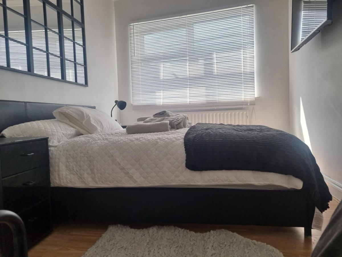 Apartment Manhattan Studio Flat Northbridge Services