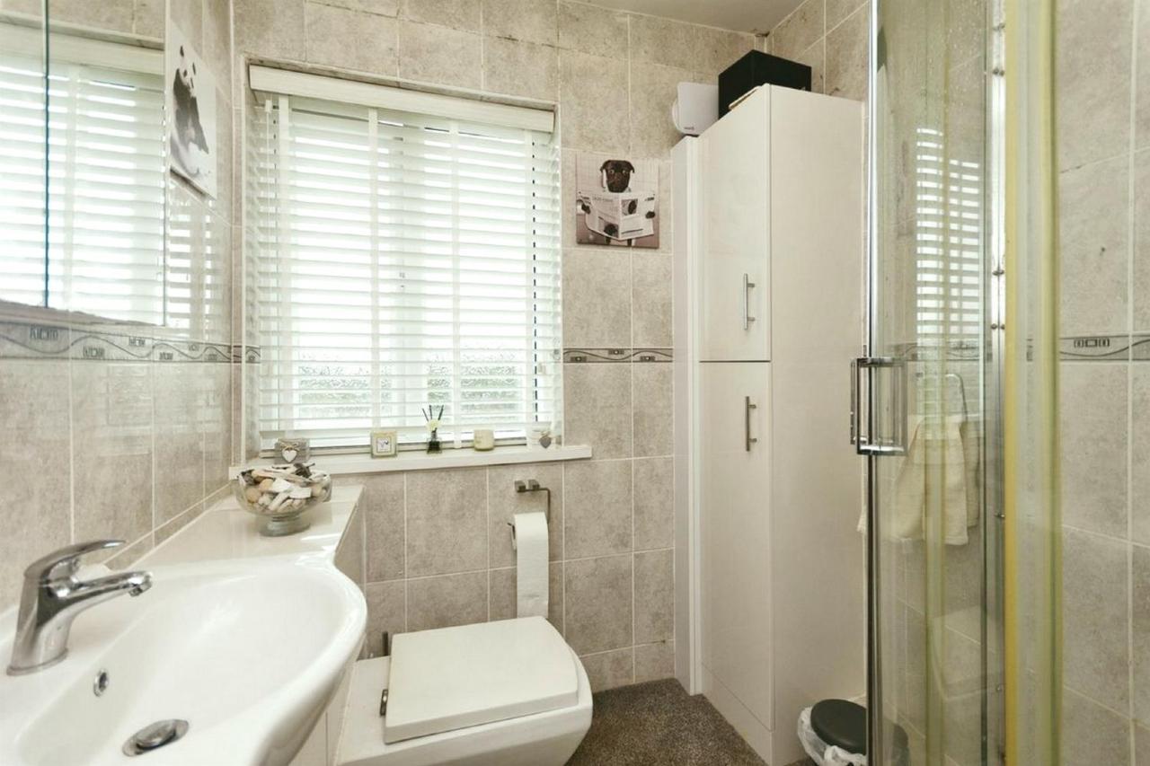 Leilighet Stunning 3br Penthouse With Ac, Private Lift And Balcony In London