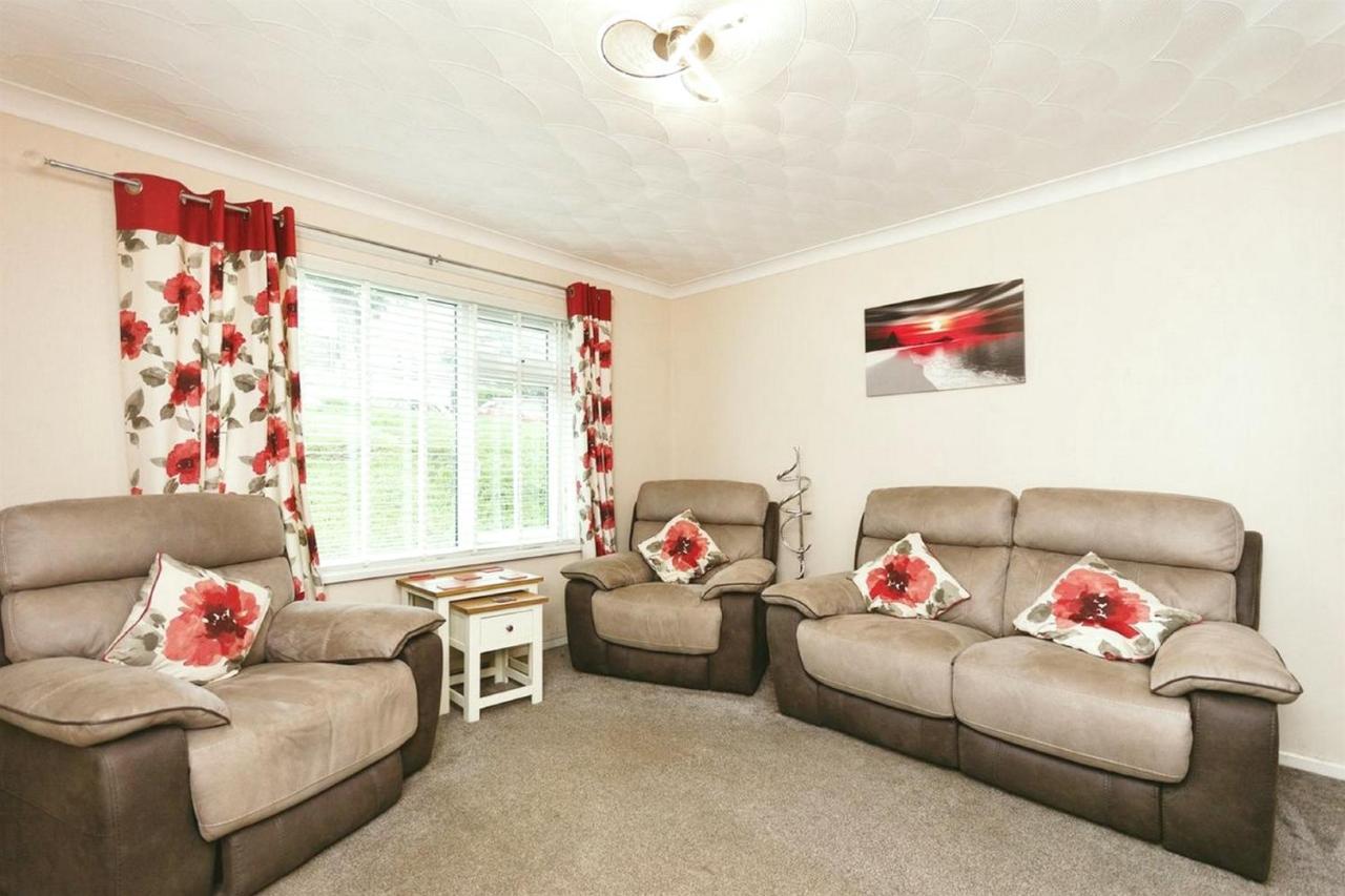 Stunning 3br Penthouse With Ac, Private Lift And Balcony In Londres