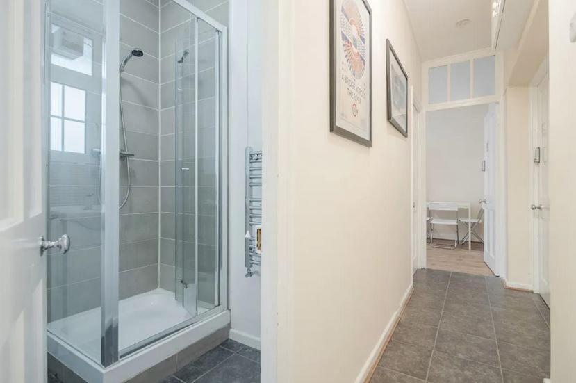 Aplacetostay Apartment, Zone 1 Pic Séjour chez l'habitant