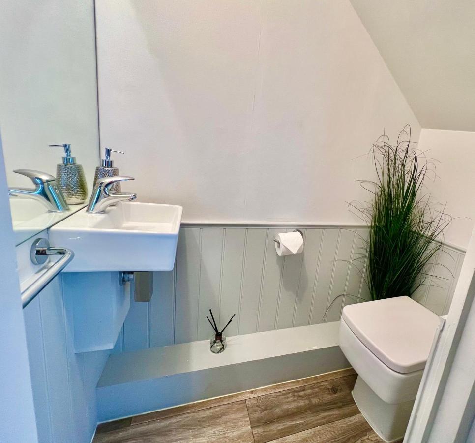 Stylish Garden Flat In Kensington Olympia Lägenhet London