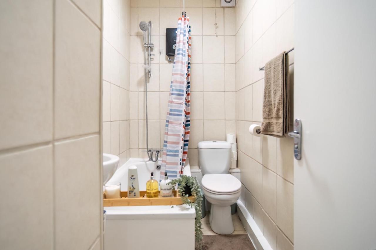 Funky Trendy Modern 3 Bed 3 Bath House In Dalston Appartement Londen