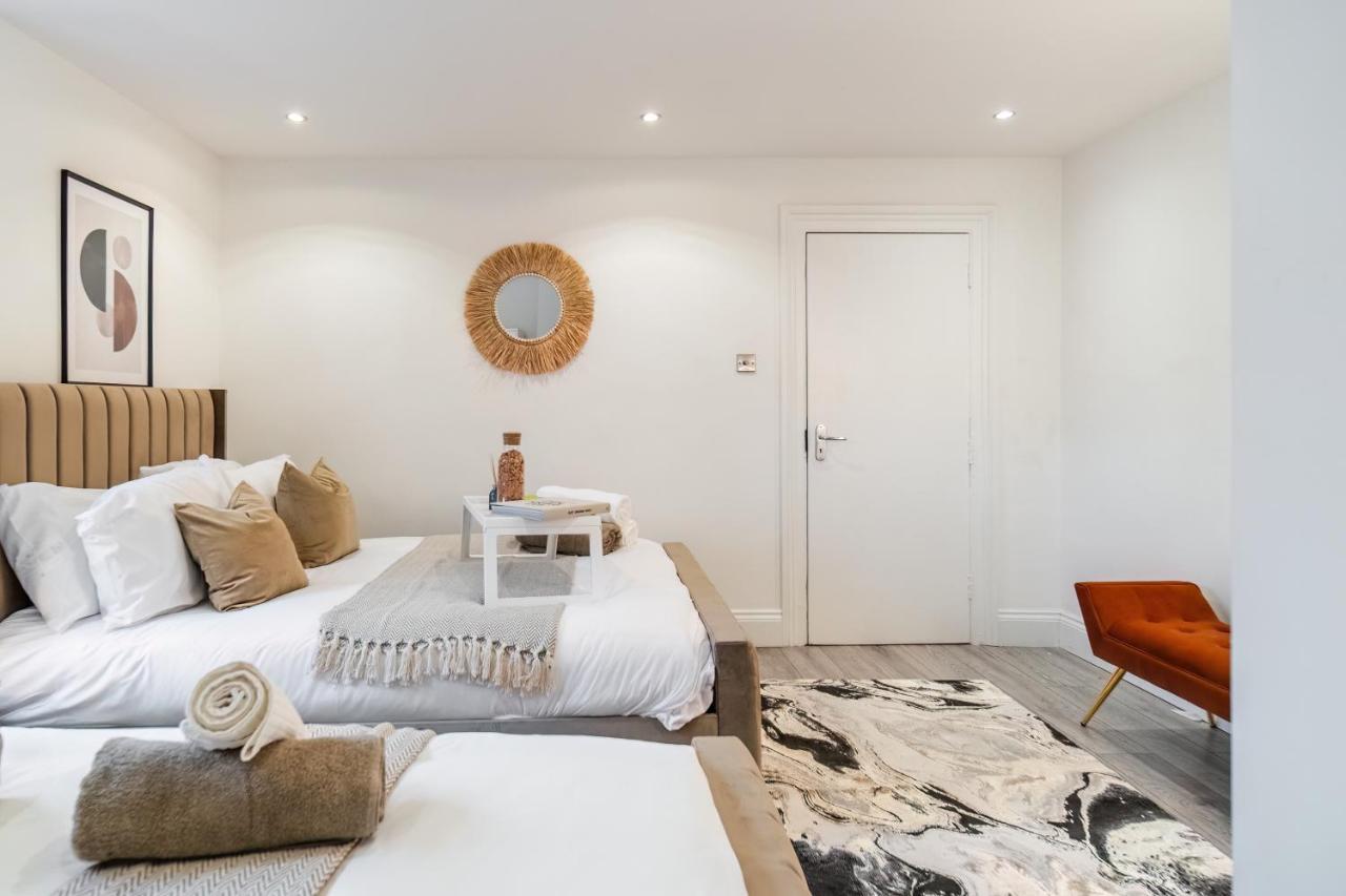 Funky Trendy Modern 3 Bed 3 Bath House In Dalston * Londen