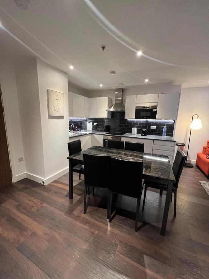 Spacious Sleep 7 Flat 20 Mins Bp65 Appartement Londres