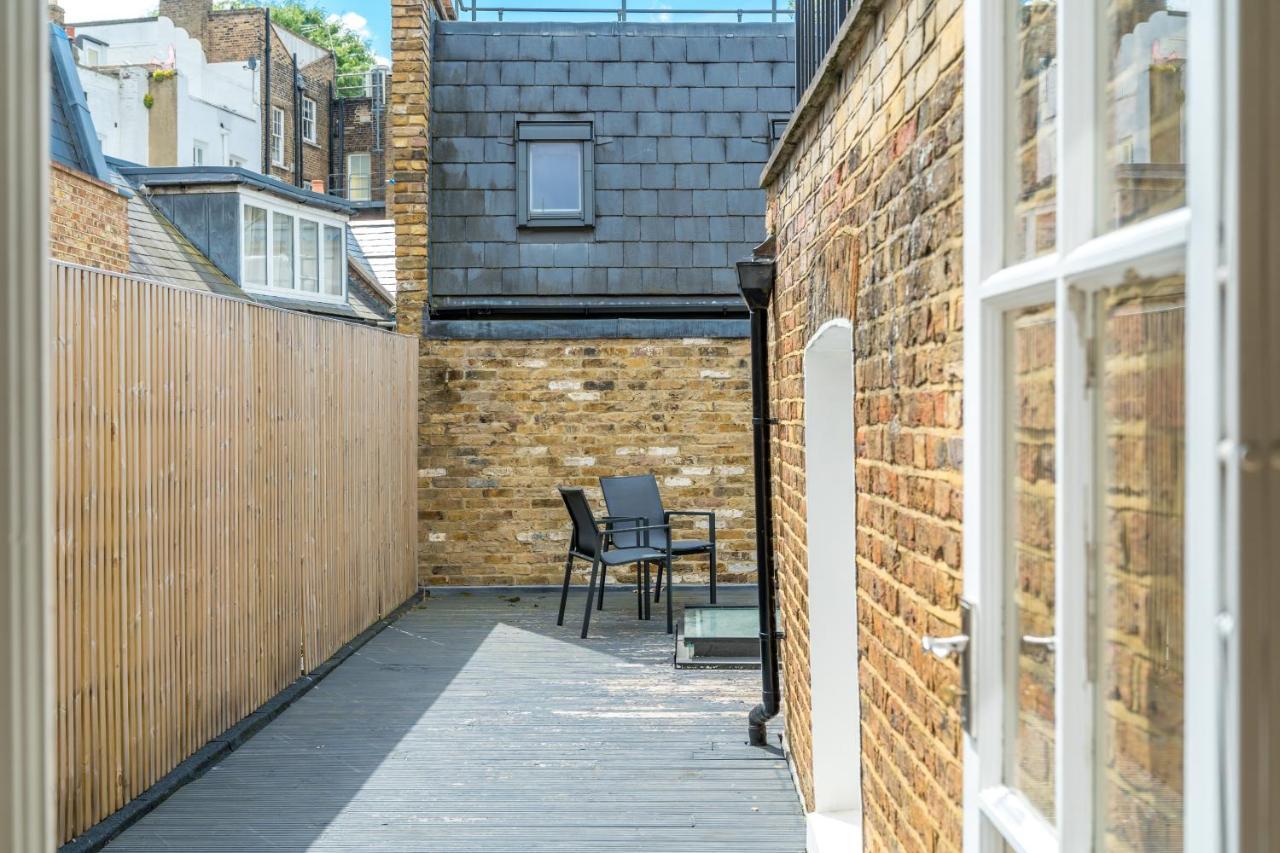 Luxury 2 Bedroom On Portobello Road Lägenhet London