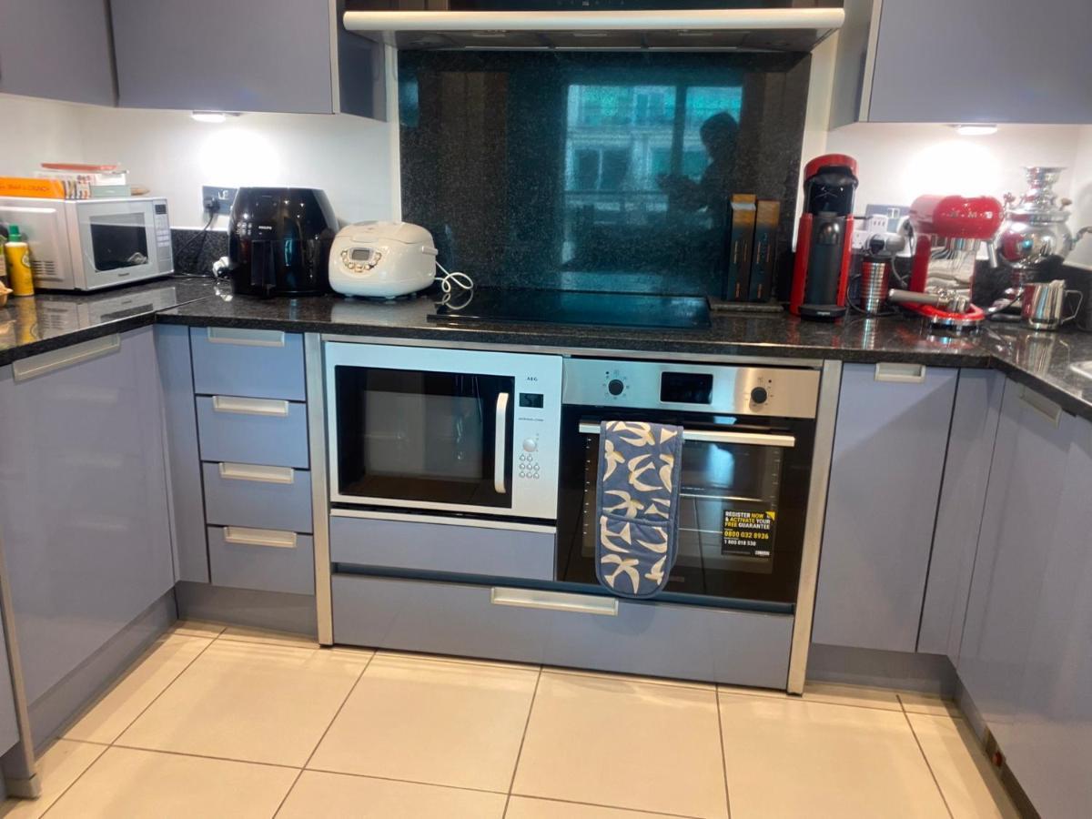 Cosy Private With Private Bathroom In A River View Flat Accommodatie bij particulieren