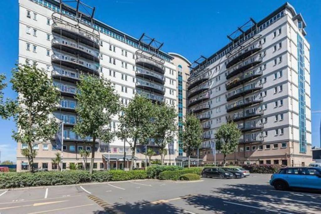 Appartement Cozy Flat With Balcony Londen