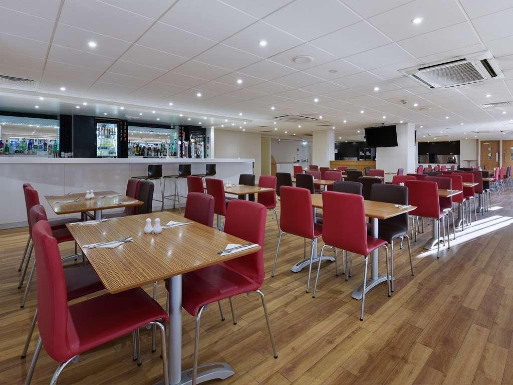 Travelodge Kings Cross Royal Scott Hotell 3*