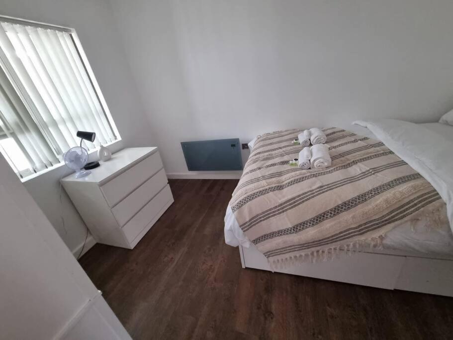 Apartment Flat 7 Fulham, 2 Bedroom, 1 Bathroom Flat