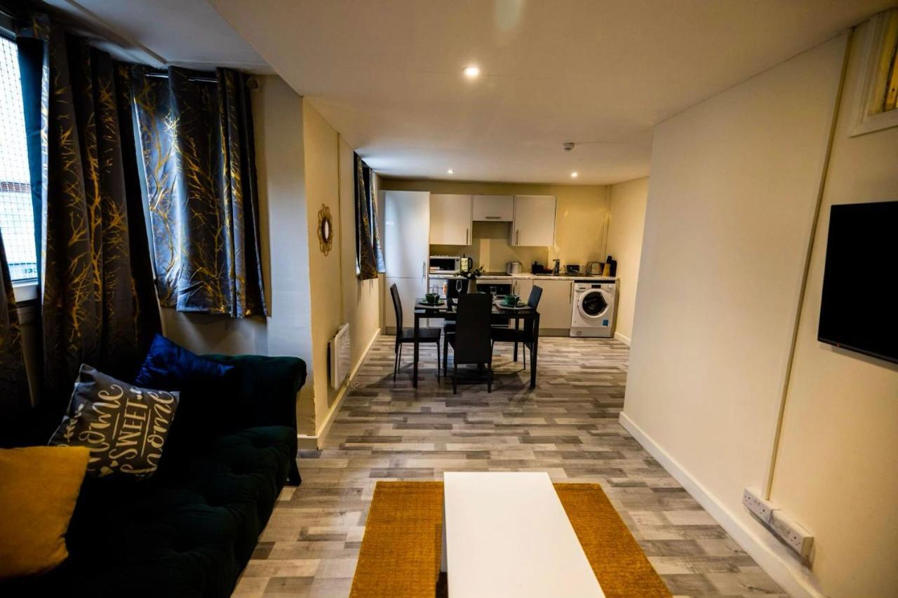 Lejlighed 3 Bedrooms Flat -wifi-freeparking-babycot-15min To Pepys Park *