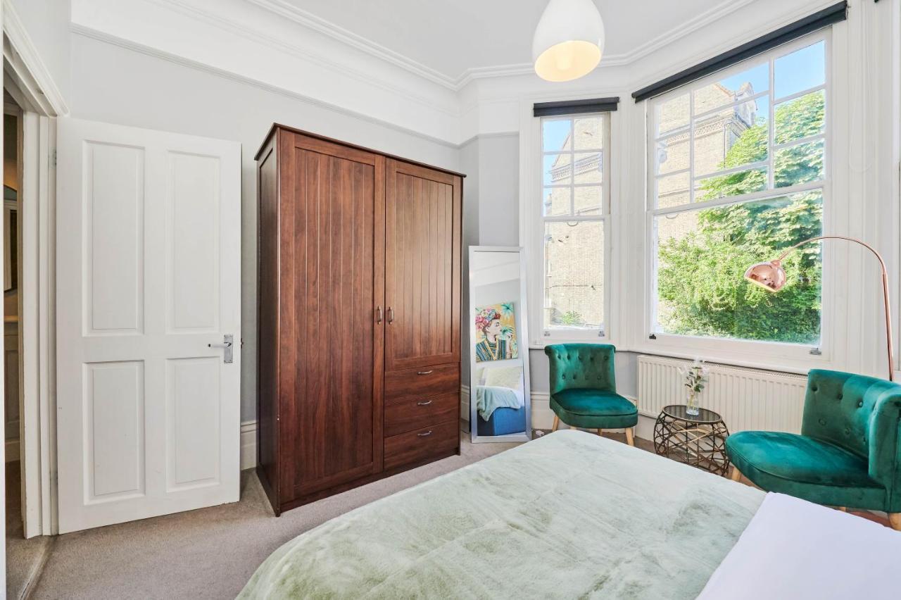 Stylish Garden Flat In Kensington Olympia Appartement Londres