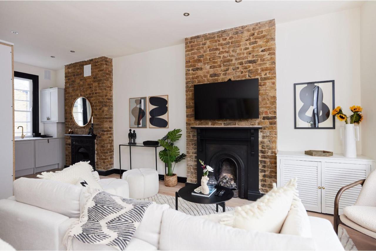 Apartment The Battersea Crib - Dazzling 3bdr Flat With Garden London