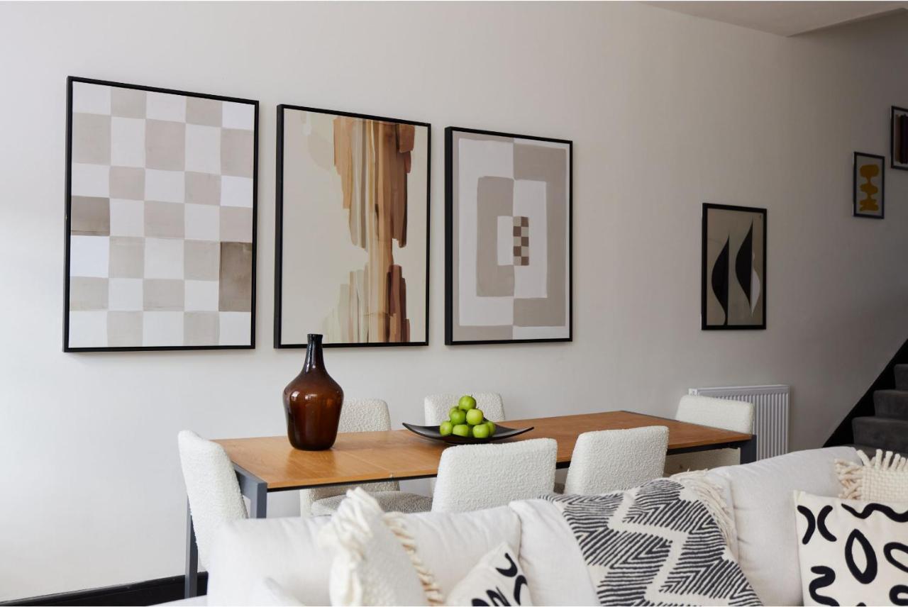 The Battersea Crib - Dazzling 3bdr Flat With Garden Apartment
