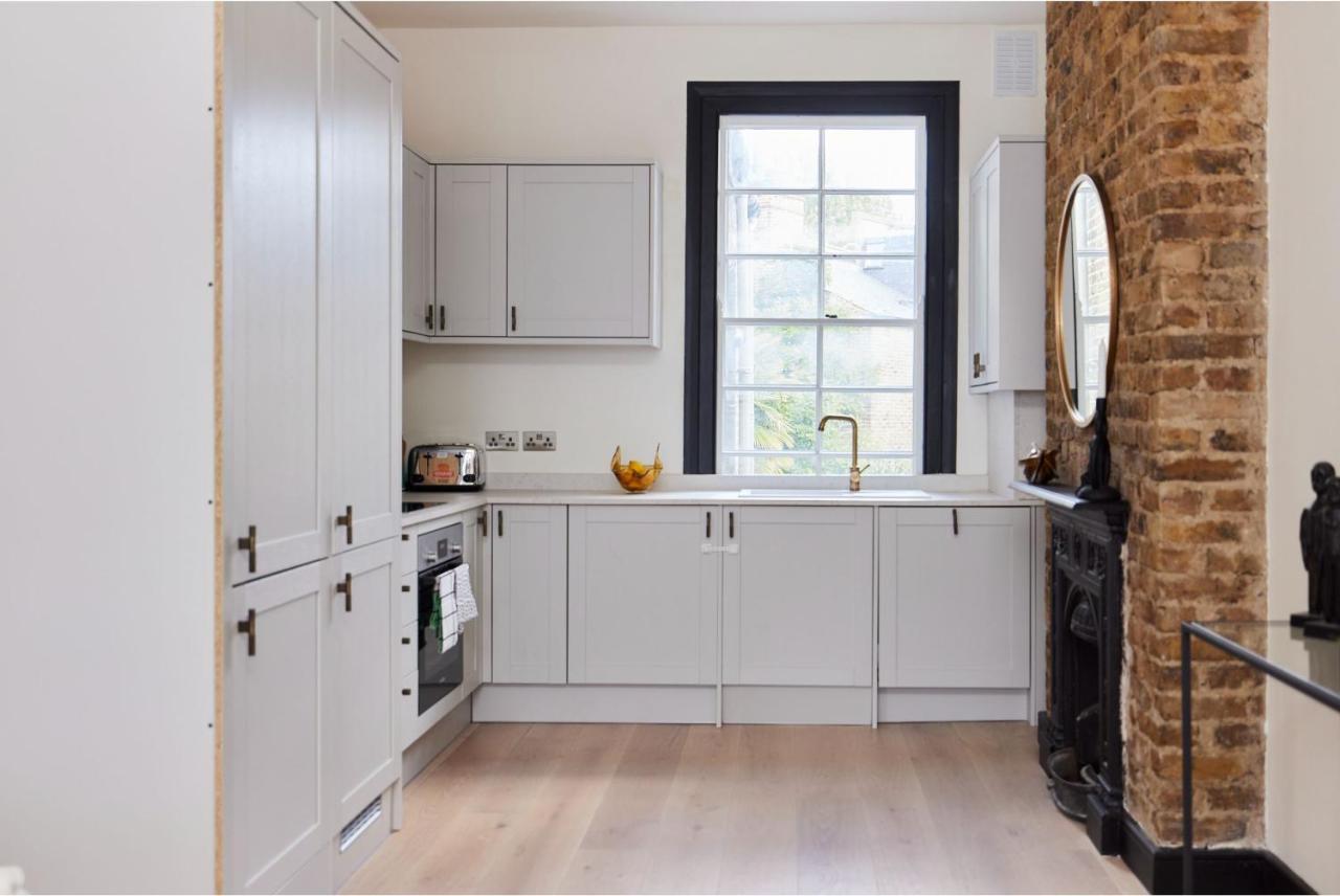 Apartment The Battersea Crib - Dazzling 3bdr Flat With Garden