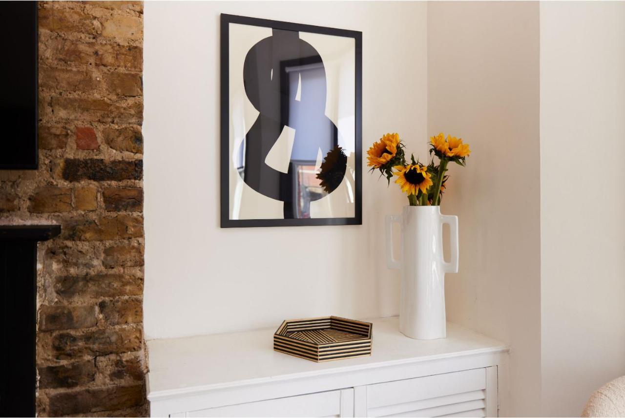 The Battersea Crib - Dazzling 3bdr Flat With Garden London
