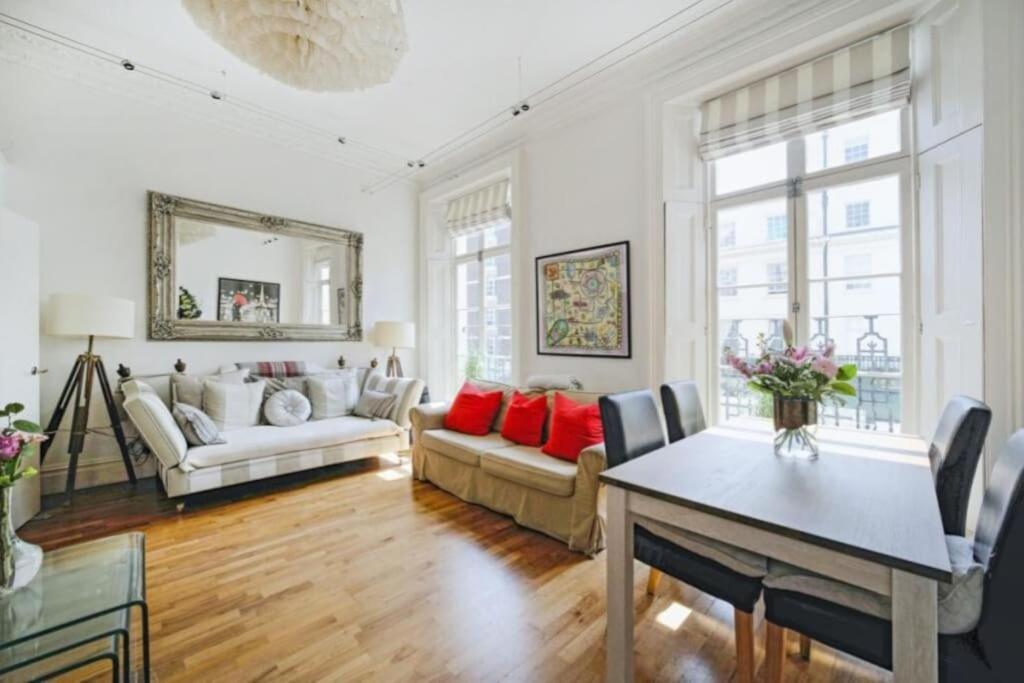 Leilighet Hobart Home, Spacious 2-bed Flat In Pimlico *