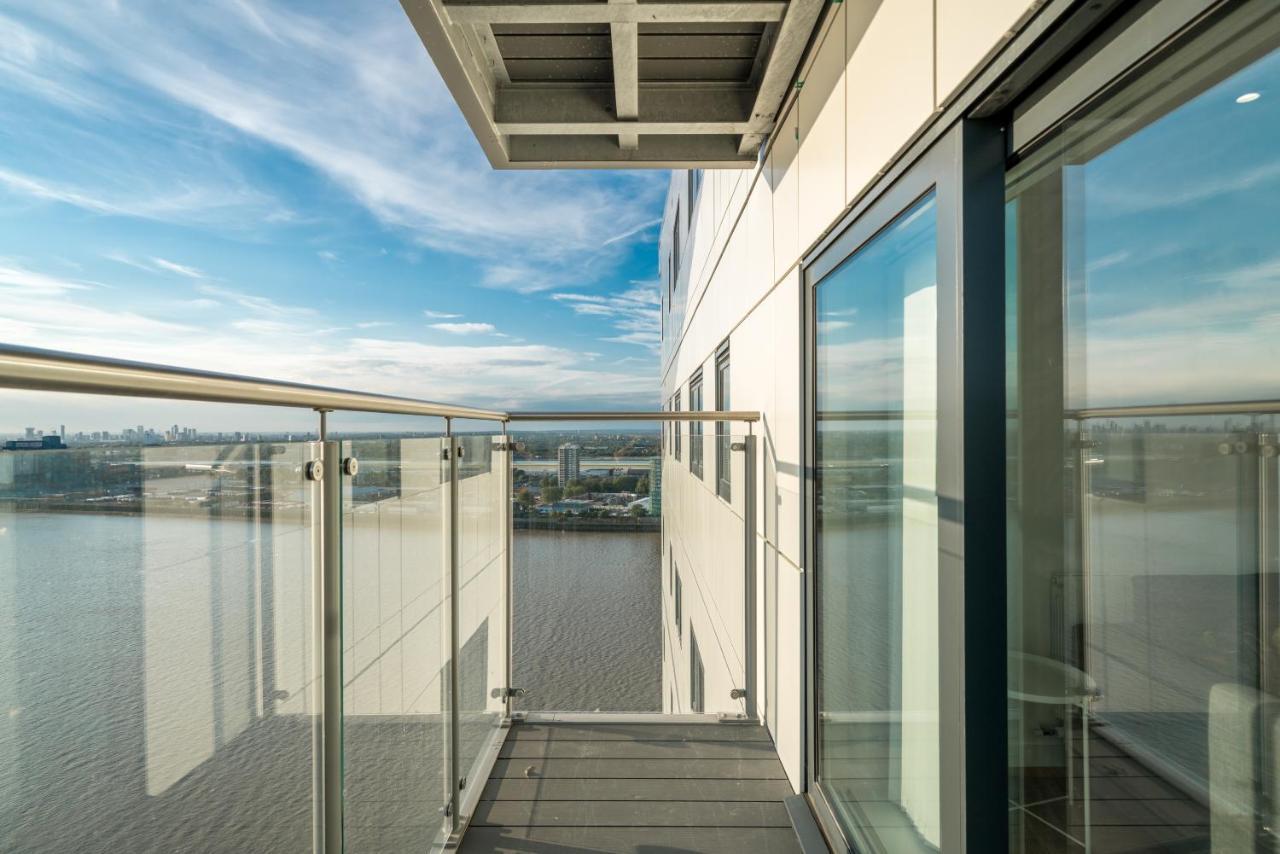 Appartement Skyvillion - River Thames Floor By Woolwich Ferry, Mins To Excel, O2 Arena , Airport With Parking
