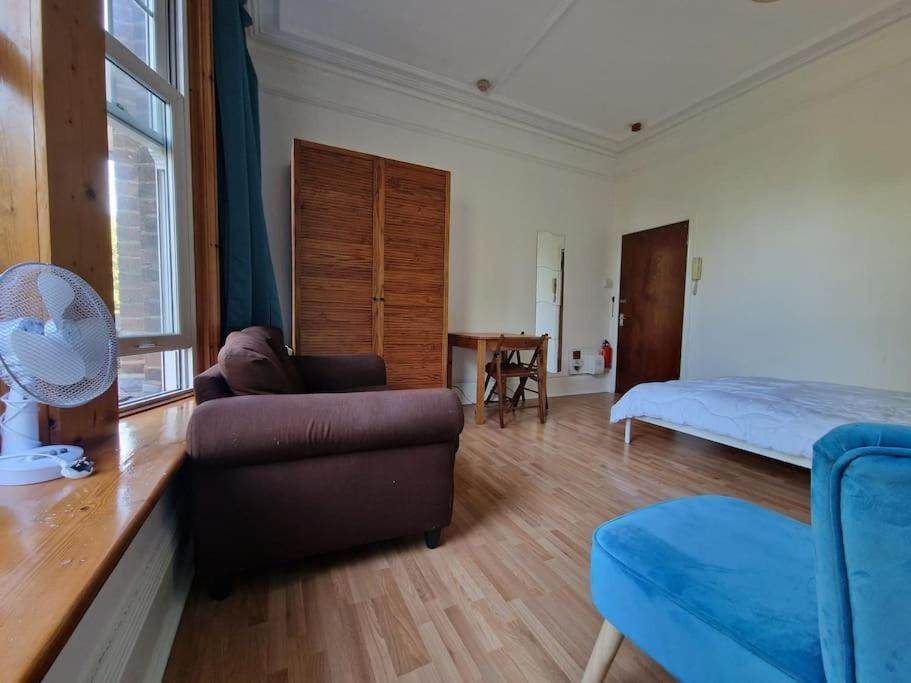 Bright Well Located Flat Lejlighed London